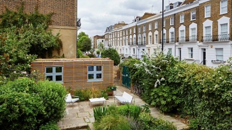 Garden room that provides extra self-contained living space in a Camden urban garden