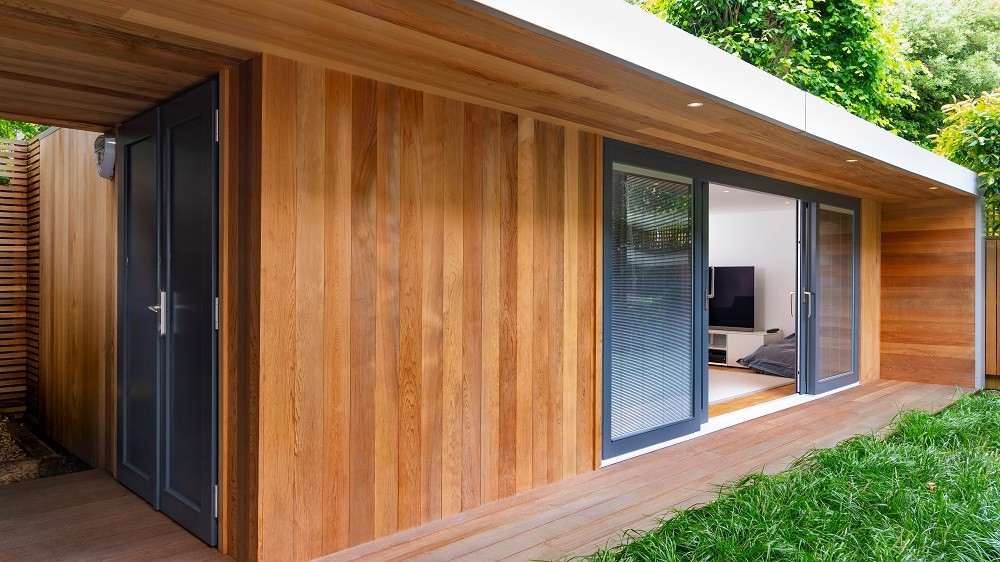 Garden office with storage space in Merton