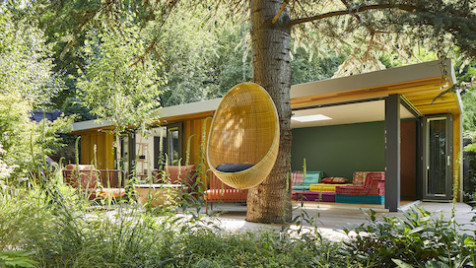 Bespoke ceramic studio and garden leisure room