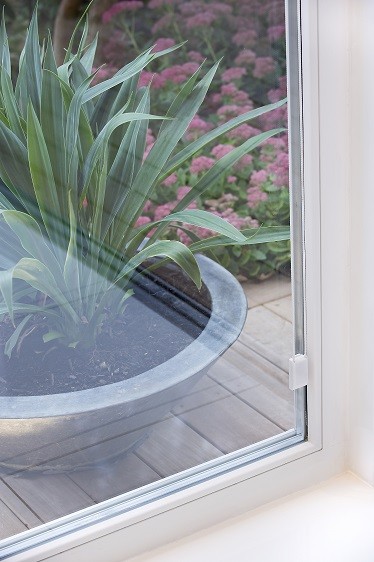 Standard double glazed door for a garden studio by Rooms Outdoor