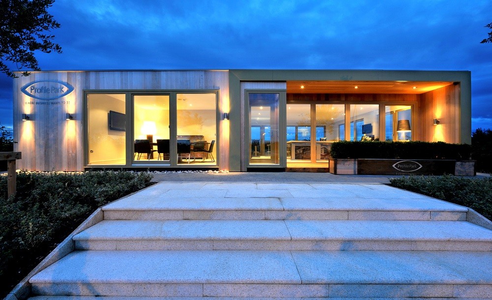 Commercial construction UK