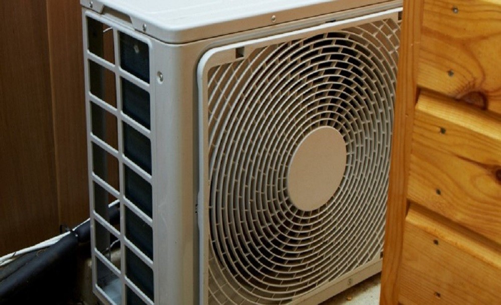 Climate control unit for garden rooms