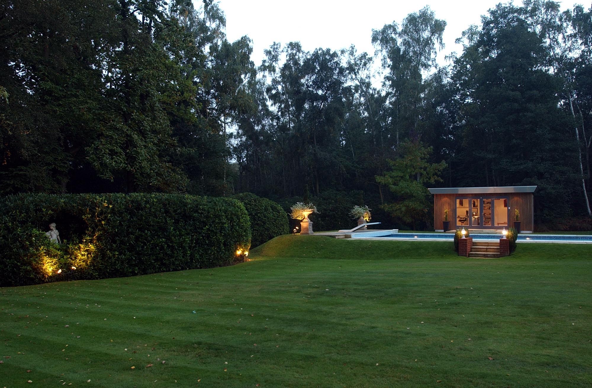 Moderno luxury garden room in landscaped garden