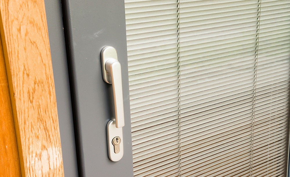 Protect your privacy with integral blinds in your garden room