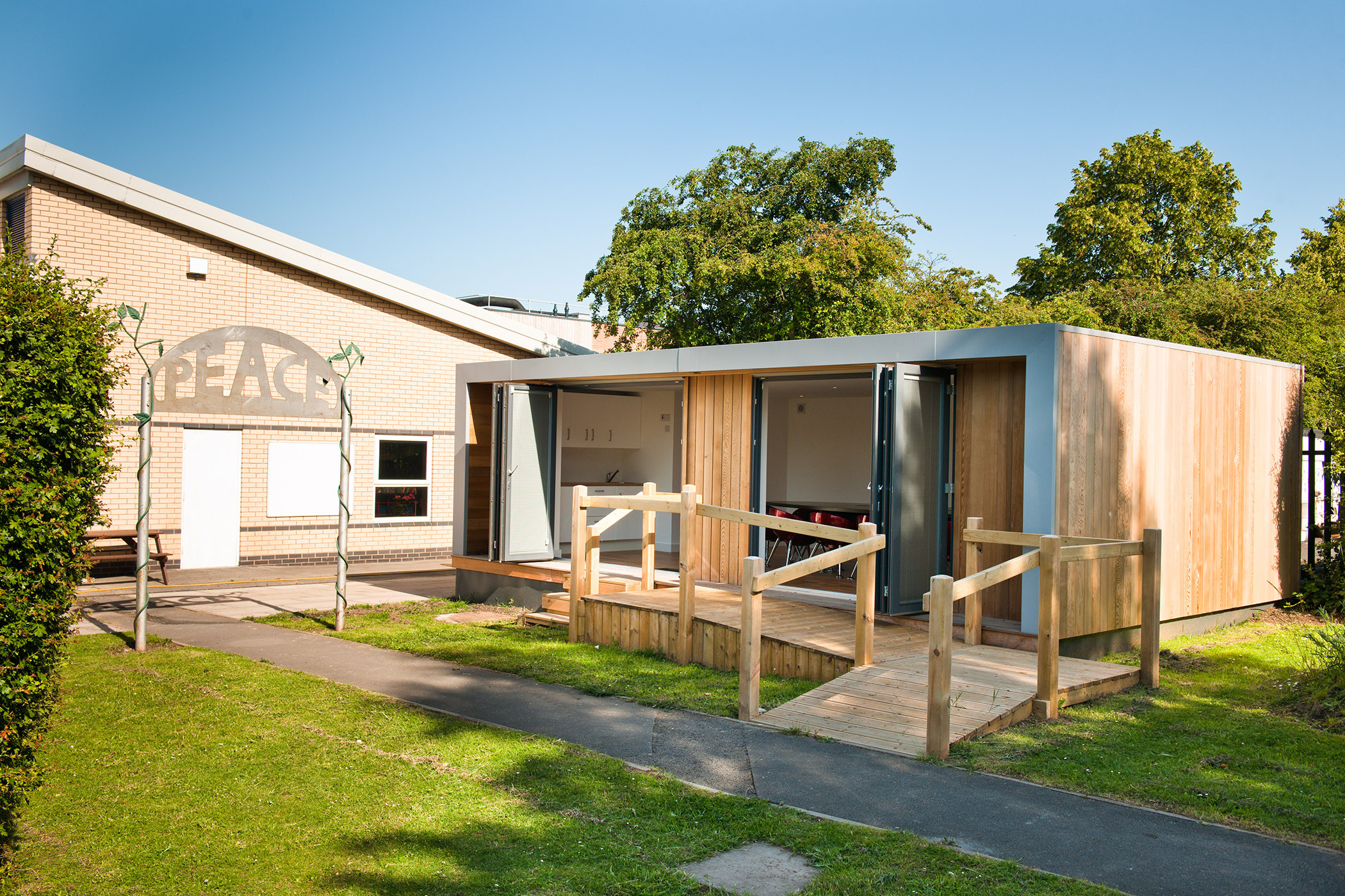 Eco classroom from Rooms Outdoor UK+