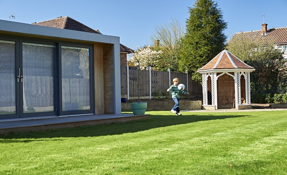 Powder coated, maintenance free, aluminium fascia for a Cuberno garden studio